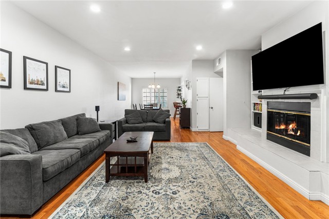 Image 6 of 35 For 515 Madison Avenue 2