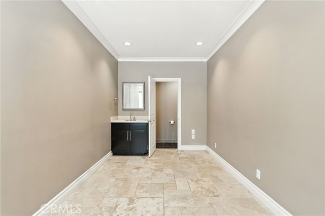 31415 Congressional Drive, Temecula CA: https://media.crmls.org/medias/011799a5-9083-4fe1-a13e-93964f665b7b.jpg