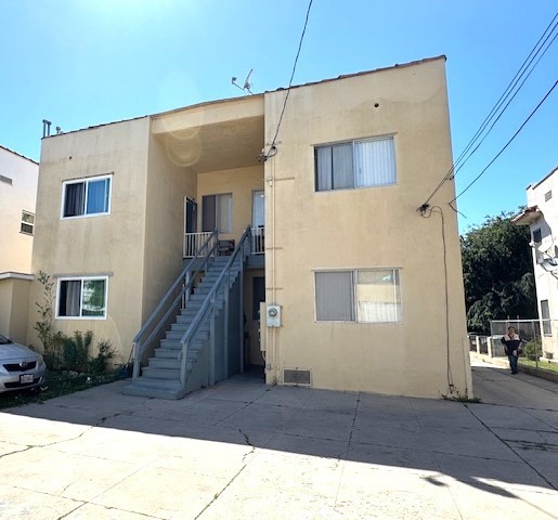 Detail Gallery Image 3 of 11 For 1438 S Bronson Ave, Los Angeles,  CA 90019 - – Beds | – Baths