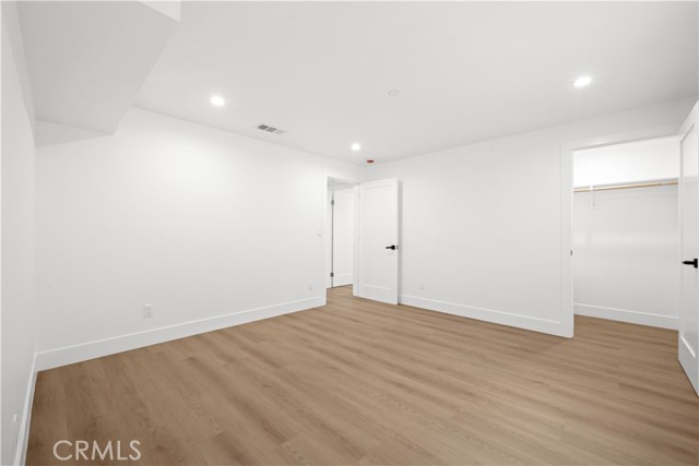 Detail Gallery Image 31 of 36 For 2922 12th Ave, Los Angeles,  CA 90018 - 4 Beds | 4 Baths