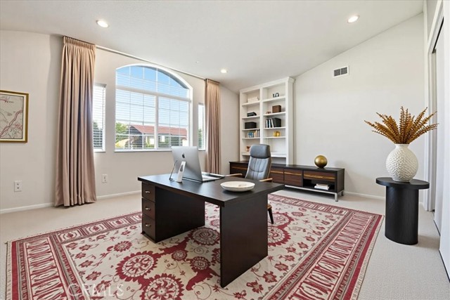 Detail Gallery Image 50 of 64 For 6721 Silver Oak, Riverside,  CA 92506 - 5 Beds | 3 Baths