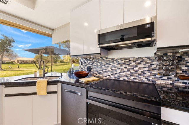 Detail Gallery Image 17 of 40 For 71 Augusta Dr, Rancho Mirage,  CA 92270 - 3 Beds | 3 Baths