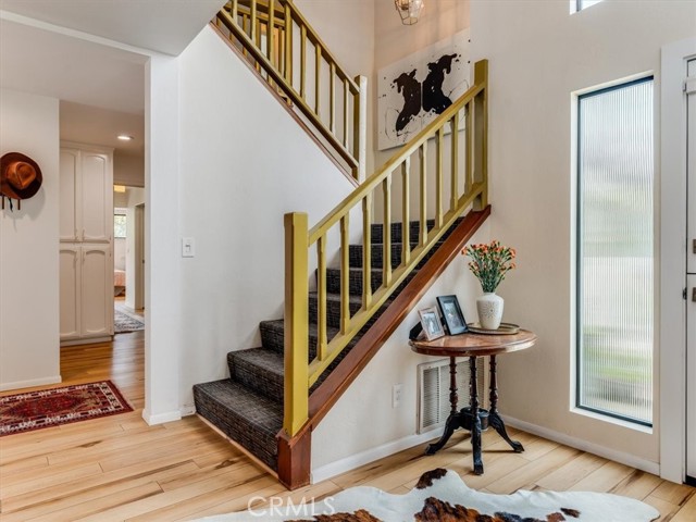 1750 La Luna Court, San Luis Obispo CA: https://media.crmls.org/medias/011b6740-41c6-435d-8cf9-462b0fbc76c1.jpg