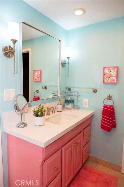 Detail Gallery Image 23 of 43 For 2542 Miramonte #B,  Palm Springs,  CA 92264 - 2 Beds | 2 Baths