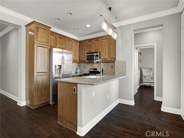 Detail Gallery Image 10 of 29 For 11231 Paseo Sonesta, Porter Ranch,  CA 91326 - 2 Beds | 2 Baths