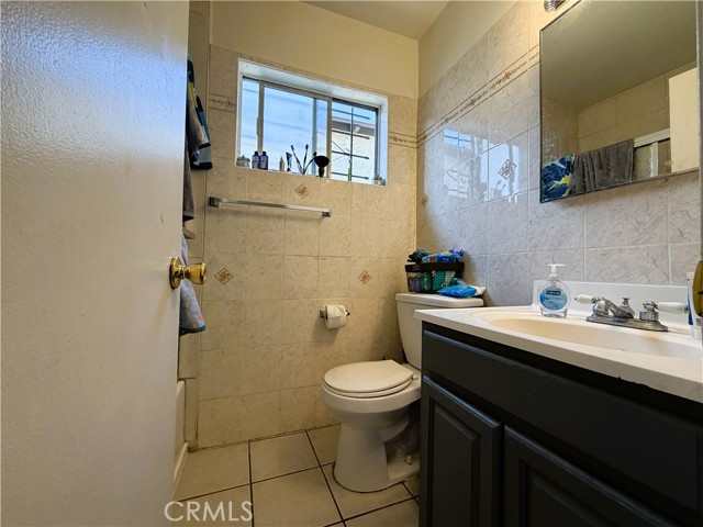 Detail Gallery Image 43 of 51 For 410 E 60th St, Long Beach,  CA 90805 - – Beds | – Baths