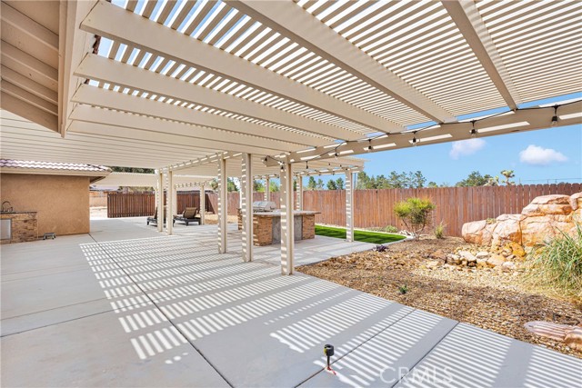 Detail Gallery Image 47 of 69 For 19501 Kinai Rd, Apple Valley,  CA 92307 - 4 Beds | 2/1 Baths