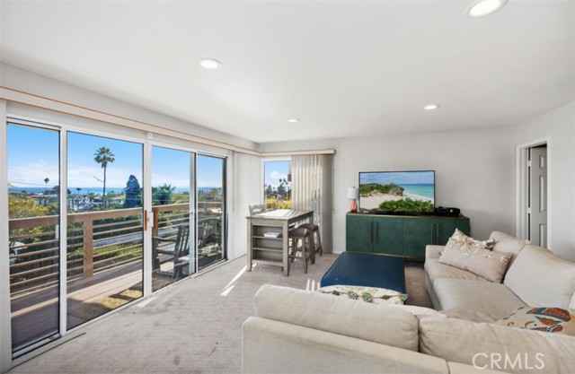 Detail Gallery Image 6 of 10 For 34142 Blue Lantern, Dana Point,  CA 92629 - 4 Beds | 4/1 Baths