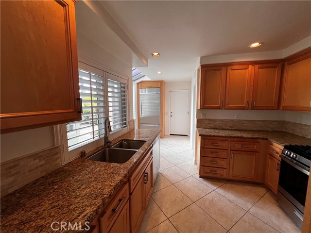 Detail Gallery Image 4 of 24 For 32 Son Bon, Laguna Niguel,  CA 92677 - 3 Beds | 2/1 Baths