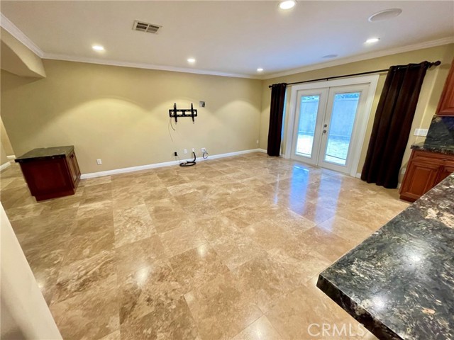 Detail Gallery Image 8 of 29 For 21292 Seaforth Ln, Huntington Beach,  CA 92646 - 3 Beds | 3/1 Baths