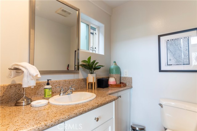 Detail Gallery Image 21 of 55 For 62 62nd Pl, Long Beach,  CA 90803 - 3 Beds | 3/1 Baths