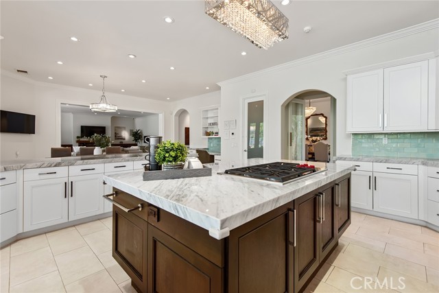 Detail Gallery Image 19 of 40 For 25473 Cumberland Ln, Calabasas,  CA 91302 - 6 Beds | 7/1 Baths
