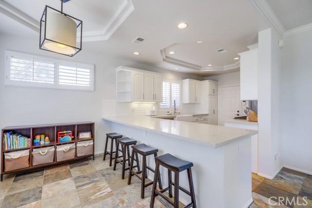 Detail Gallery Image 9 of 39 For 1581 Orange Ave, Costa Mesa,  CA 92627 - 3 Beds | 2/1 Baths