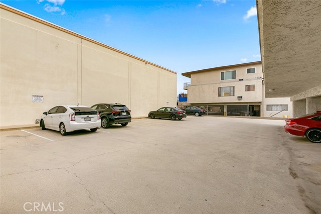 121 E Live Oak Street, San Gabriel CA: https://media.crmls.org/medias/0122f9cd-0d86-4d5e-81e2-7f00799a006c.jpg