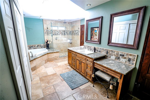 Detail Gallery Image 6 of 17 For 280 Coral Ct #1,  Pismo Beach,  CA 93449 - 1 Beds | 1 Baths