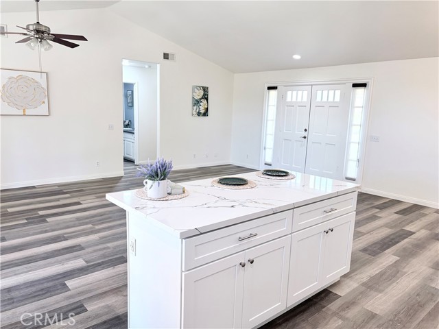 Detail Gallery Image 7 of 28 For 5392 Golondrina, San Bernardino,  CA 92404 - 3 Beds | 2 Baths