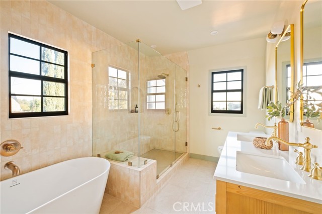 Detail Gallery Image 30 of 59 For 1578 Morada Pl, Altadena,  CA 91001 - 4 Beds | 3 Baths