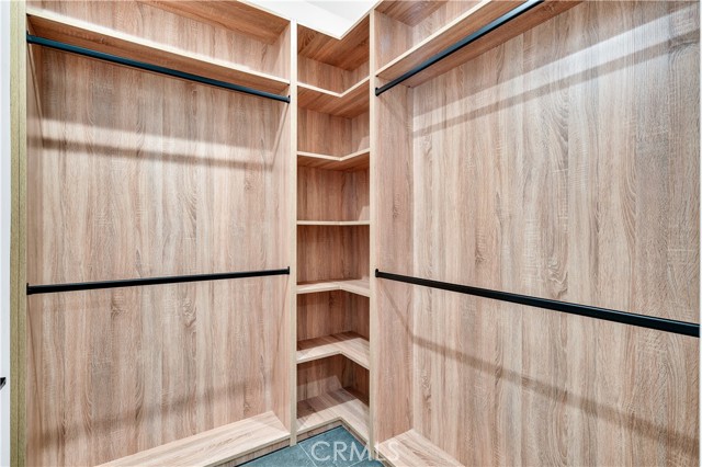 Detail Gallery Image 22 of 57 For 13838 Milbank St, Sherman Oaks,  CA 91423 - 4 Beds | 4 Baths