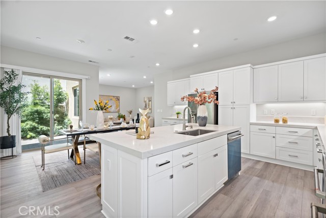 145 Denali, Lake Forest CA: https://media.crmls.org/medias/0125eedf-aa75-4cda-b470-6f5fb42c8f9a.jpg