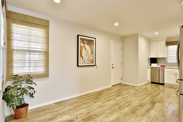 MLS #OC25265040 image #10