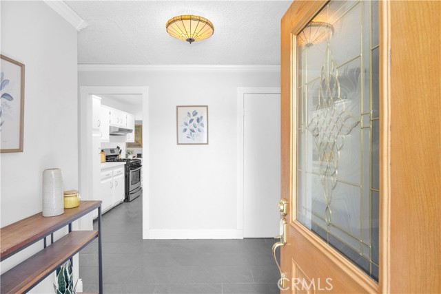 8381 E Hendrie Street, Long Beach CA: https://media.crmls.org/medias/0126c733-414a-44d0-a940-91275857ff8a.jpg
