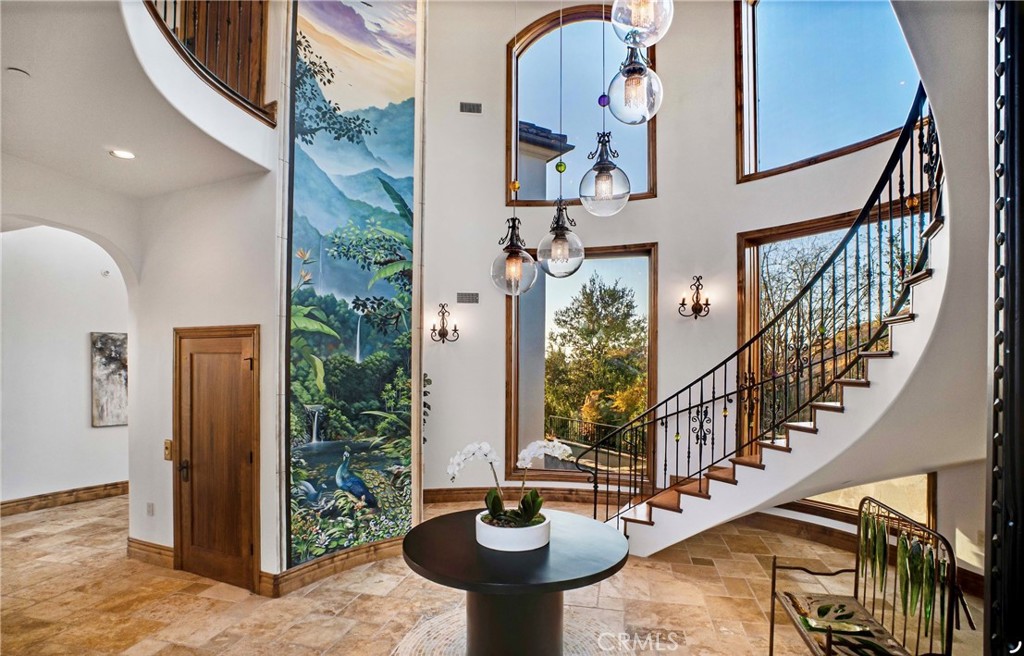 2695 Shady Ridge
