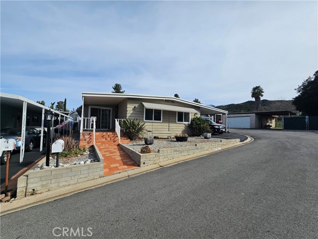 Front Image Thumbnail for CRIG26041870