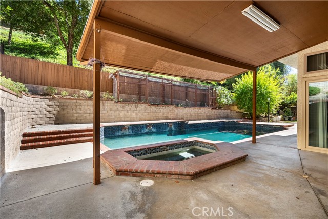 Detail Gallery Image 26 of 46 For 6056 Lake Lindero, Agoura Hills,  CA 91301 - 4 Beds | 3/1 Baths