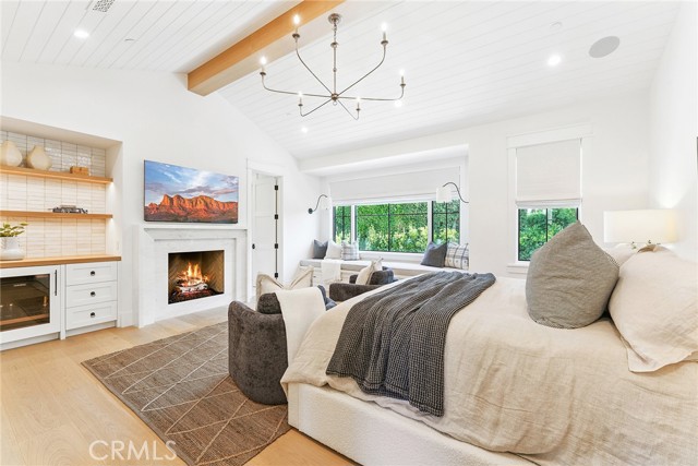 2001 Port Ramsgate Place, Newport Beach CA: https://media.crmls.org/medias/01287b8f-c9f7-4c71-95d7-8967a8135539.jpg