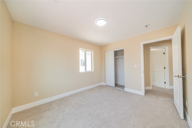 555 N Meridian Avenue, San Bernardino CA: https://media.crmls.org/medias/012a3da8-1185-4e63-bc59-d04ac656f3bf.jpg