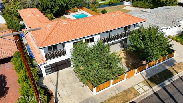 Detail Gallery Image 20 of 21 For 22555 Califa St, Woodland Hills,  CA 91367 - 7 Beds | 7 Baths