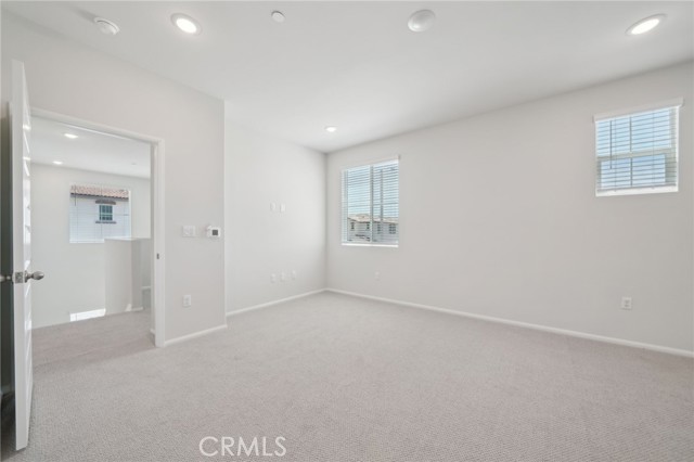 2132 Bergamot Street, Redlands CA: https://media.crmls.org/medias/012ac29b-982c-4479-8bdd-ff6c1a19b362.jpg
