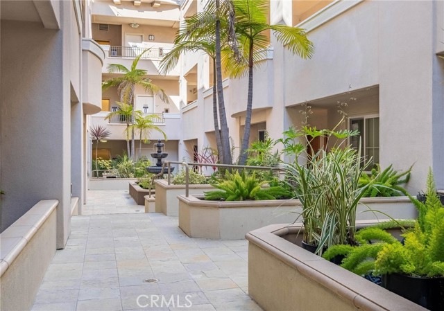 Detail Gallery Image 35 of 43 For 901 Deep Valley #104,  Rolling Hills Estates,  CA 90274 - 2 Beds | 2 Baths