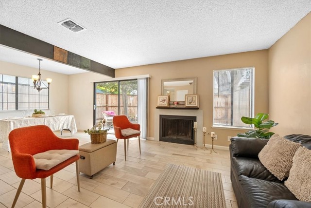 Detail Gallery Image 9 of 44 For 546 Northpoint Cir, Santa Maria,  CA 93455 - 4 Beds | 2/1 Baths
