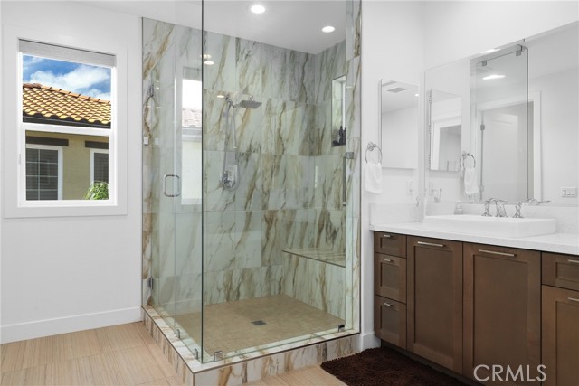 20535 W Bluebird Court, Porter Ranch CA: https://media.crmls.org/medias/012cf9d8-d235-40ba-b14e-e8e0a7d8e8a7.jpg