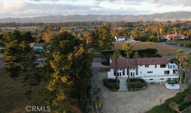 Detail Gallery Image 5 of 45 For 425 Calle Cielo, Nipomo,  CA 93444 - 5 Beds | 3/1 Baths