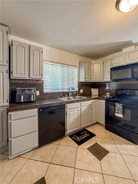Image 15 of 70 For 3595 Sue Pam Drive