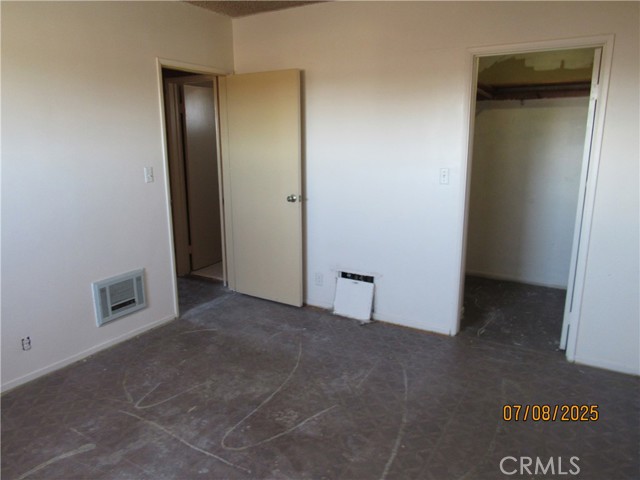 Detail Gallery Image 7 of 30 For 1410 West Stockwell, Compton,  CA 90222 - 5 Beds | 2 Baths