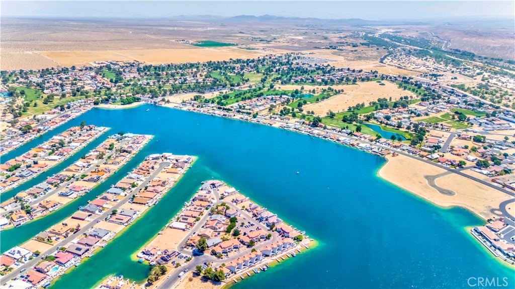 https://media.crmls.org/medias/0131206f-ec32-40ae-a958-10c1298a5f57.jpg?preset=X-Large