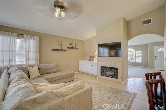 Detail Gallery Image 12 of 30 For 117 Morro, Fallbrook,  CA 92028 - 3 Beds | 2 Baths