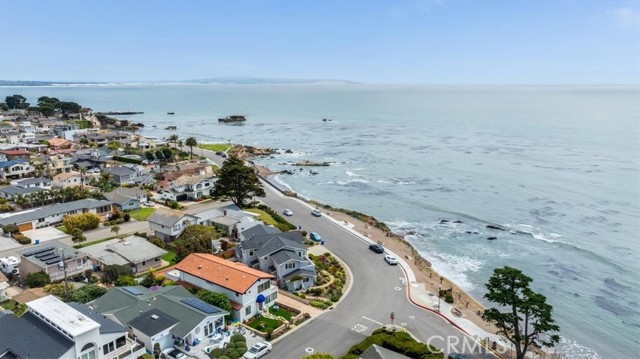 202 Vista Del Mar Avenue, Pismo Beach CA: https://media.crmls.org/medias/0131943e-45d4-4c40-9dec-399f979c7d85.jpg