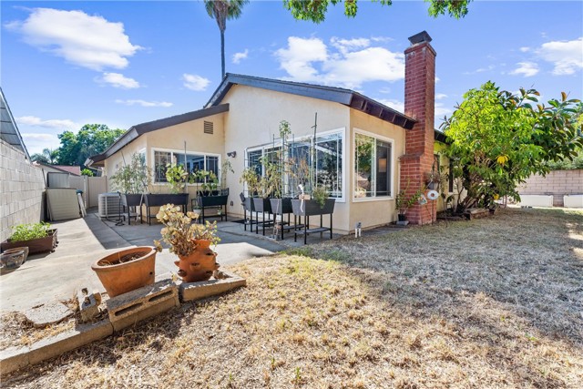 24102 Castilla Lane, Mission Viejo CA: https://media.crmls.org/medias/0131be67-1805-44cc-8728-3ca87489243f.jpg