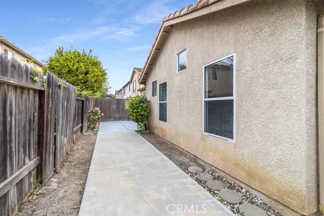 447 Paseo Del Valle, Camarillo CA: https://media.crmls.org/medias/01322a16-e27f-4363-bd31-1ffd7568924e.jpg