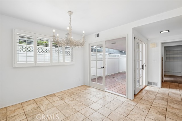 Detail Gallery Image 14 of 36 For 121 Onyx Ave, Newport Beach,  CA 92662 - 3 Beds | 3 Baths