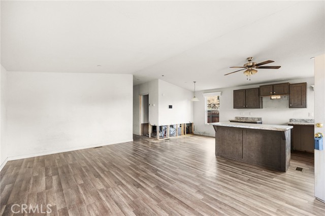 17603 Hayes, Lake Elsinore CA: https://media.crmls.org/medias/0133198a-ada3-4d5e-b540-8c30e5ac547e.jpg