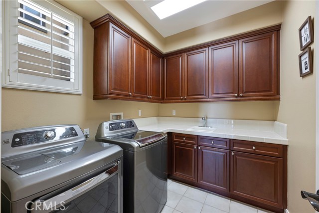 3836 Jutland Lane, Yorba Linda CA: https://media.crmls.org/medias/0133685f-a8a5-4d2b-9b61-73978a8094c1.jpg