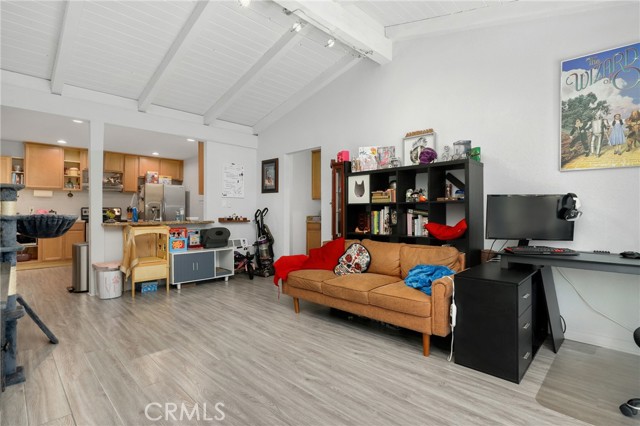 Detail Gallery Image 4 of 18 For 1345 Cabrillo Park #N04,  Santa Ana,  CA 92701 - 2 Beds | 2 Baths