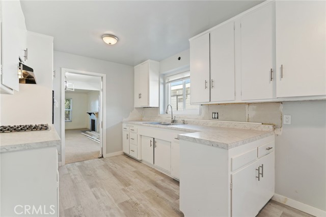 Detail Gallery Image 7 of 25 For 12418 Gain St, Pacoima,  CA 91331 - 10 Beds | 8 Baths