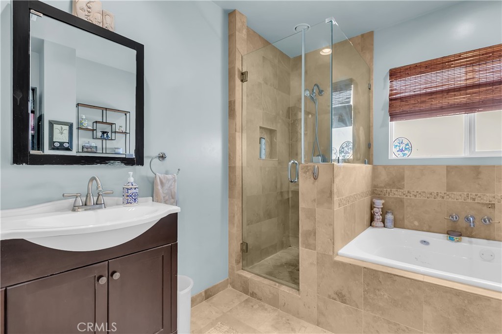 MLS #DW25254509 image #14