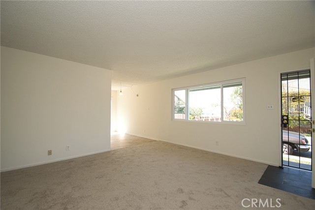 Detail Gallery Image 17 of 23 For 2400 Marshallfield Ln, Redondo Beach,  CA 90278 - – Beds | – Baths